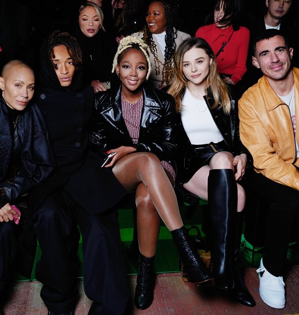 Louis Vuitton | &#x39F;&#x3B9; &#x3B4;&#x3B9;&#x3AC;&#x3C3;&#x3B7;&#x3BC;&#x3BF;&#x3B9; &#x3C0;&#x3BF;&#x3C5; &#x3B2;&#x3C1;&#x3AD;&#x3B8;&#x3B7;&#x3BA;&#x3B1;&#x3BD; &#x3C3;&#x3C4;&#x3BF; &#x3C6;&#x3B1;&#x3BD;&#x3C4;&#x3B1;&#x3C3;&#x3BC;&#x3B1;&#x3B3;&#x3BF;&#x3C1;&#x3B9;&#x3BA;&#x3CC; show &#x3C4;&#x3BF;&#x3C5; &#x3BF;&#x3AF;&#x3BA;&#x3BF;&#x3C5; &#x3C3;&#x3C4;&#x3B7; &#x3A3;&#x3B5;&#x3BF;&#x3CD;&#x3BB;