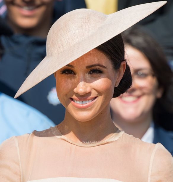 15&#x2B;1 celebrities &#x3C0;&#x3BF;&#x3C5; &#x3B4;&#x3B5;&#x3BD; &#x3B3;&#x3BD;&#x3CE;&#x3C1;&#x3B9;&#x3B6;&#x3B5;&#x3C2; &#x3CC;&#x3C4;&#x3B9; &#x3AD;&#x3C7;&#x3BF;&#x3C5;&#x3BD; &#x3BA;&#x3B1;&#x3BB;&#x3BB;&#x3B9;&#x3C4;&#x3B5;&#x3C7;&#x3BD;&#x3B9;&#x3BA;&#x3CC; &#x3CC;&#x3BD;&#x3BF;&#x3BC;&#x3B1;