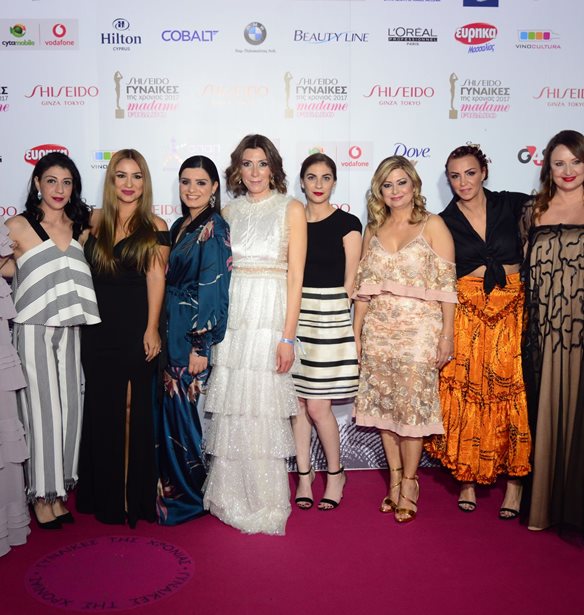 &#x392;&#x3C1;&#x3B1;&#x3B2;&#x3B5;&#x3AF;&#x3B1; Madame Figaro &#x393;&#x3C5;&#x3BD;&#x3B1;&#x3AF;&#x3BA;&#x3B5;&#x3C2; &#x3C4;&#x3B7;&#x3C2; &#x3A7;&#x3C1;&#x3BF;&#x3BD;&#x3B9;&#x3AC;&#x3C2; 2017: &#x38C;&#x3BB;&#x3B1; &#x3CC;&#x3C3;&#x3B1; &#x3AD;&#x3B3;&#x3B9;&#x3BD;&#x3B1;&#x3BD; &#x3C3;&#x3C4;&#x3B7; &#x3BB;&#x3B1;&#x3BC;&#x3C0;&#x3B5;&#x3C1;&#x3AE; &#x3C4;&#x3B5;&#x3BB;&#x3B5;&#x3C4;&#x3AE;
