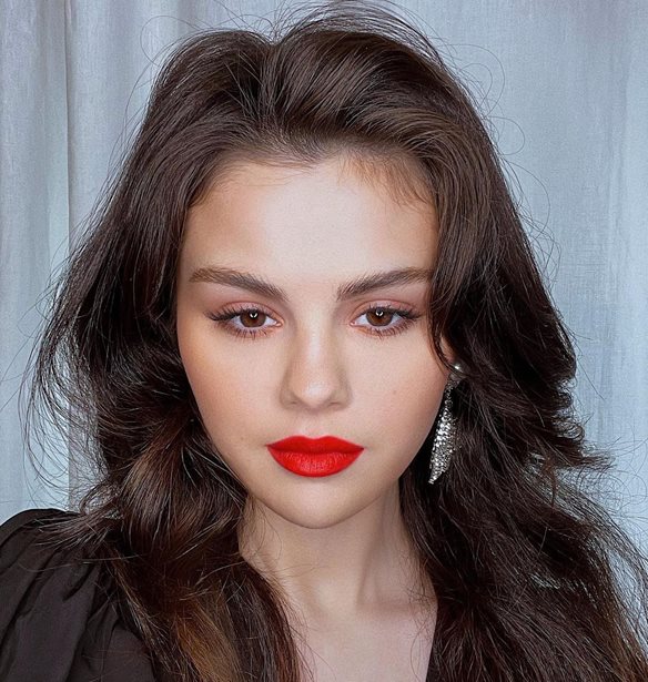Selena Gomez | &#x3A6;&#x3CC;&#x3C1;&#x3B5;&#x3C3;&#x3B5; &#x3BA;&#x3CC;&#x3BA;&#x3BA;&#x3B9;&#x3BD;&#x3BF; &#x3BA;&#x3C1;&#x3B1;&#x3B3;&#x3B9;&#x3CC;&#x3BD; &#x3BA;&#x3B1;&#x3B9; &#x3B8;&#x3AD;&#x3BB;&#x3BF;&#x3C5;&#x3BC;&#x3B5; &#x3BD;&#x3B1; &#x3C4;&#x3BF; &#x3B1;&#x3BD;&#x3C4;&#x3B9;&#x3B3;&#x3C1;&#x3AC;&#x3C8;&#x3BF;&#x3C5;&#x3BC;&#x3B5; asap