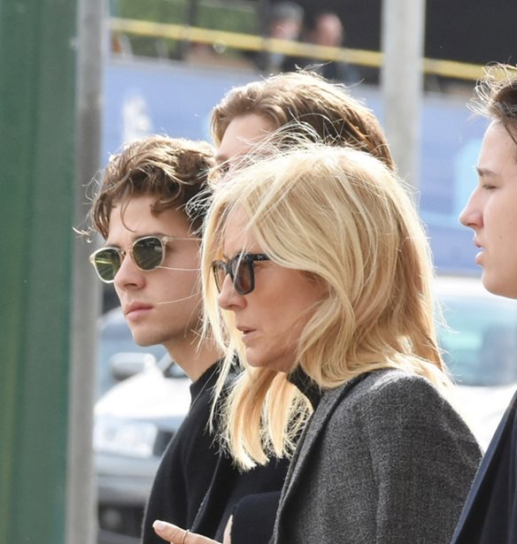 &#x391;&#x3C7;&#x3B9;&#x3BB;&#x3BB;&#x3AD;&#x3B1;&#x3C2; &#x3BD;&#x3C4;&#x3B5; &#x393;&#x3BA;&#x3C1;&#x3B5;&#x3C2; | &#x395;&#x3C1;&#x3C9;&#x3C4;&#x3B5;&#x3C5;&#x3BC;&#x3AD;&#x3BD;&#x3BF;&#x3C2; &#x3BC;&#x3B5; &#x392;&#x3B5;&#x3BB;&#x3B3;&#x3AF;&#x3B4;&#x3B1; &#x3B7;&#x3B8;&#x3BF;&#x3C0;&#x3BF;&#x3B9;&#x3CC; &#x3BF; 25&#x3C7;&#x3C1;&#x3BF;&#x3BD;&#x3BF;&#x3C2; &#x3B3;&#x3B9;&#x3BF;&#x3C2; &#x3C4;&#x3BF;&#x3C5; &#x3A0;&#x3B1;&#x3CD;&#x3BB;&#x3BF;&#x3C5;;