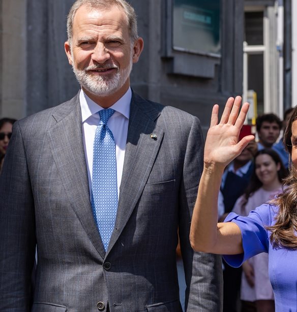 &#x392;&#x3B1;&#x3C3;&#x3AF;&#x3BB;&#x3B9;&#x3C3;&#x3C3;&#x3B1; Letizia | &#x39C;&#x3B5; midi &#x3C6;&#x3CC;&#x3C1;&#x3B5;&#x3BC;&#x3B1; &#x3B9;&#x3B4;&#x3B1;&#x3BD;&#x3B9;&#x3BA;&#x3CC; &#x3B3;&#x3B9;&#x3B1; &#x3C4;&#x3B9;&#x3C2; &#x3C0;&#x3C1;&#x3BF;&#x3C3;&#x3BA;&#x3BB;&#x3AE;&#x3C3;&#x3B5;&#x3B9;&#x3C2; &#x3C4;&#x3BF;&#x3C5; &#x3BA;&#x3B1;&#x3BB;&#x3BF;&#x3BA;&#x3B1;&#x3B9;&#x3C1;&#x3B9;&#x3BF;&#x3CD; - &#x3A4;&#x3BF; &#x3C4;&#x3C1;&#x3B9;&#x3BA; &#x3B3;&#x3B9;&#x3B1; &#x3B1;&#x3BA;&#x3CC;&#x3BC;&#x3B7; &#x3C0;&#x3B9;&#x3BF; chic &#x3B5;&#x3BC;&#x3C6;&#x3B1;&#x3BD;&#x3AF;&#x3C3;&#x3B5;&#x3B9;&#x3C2;