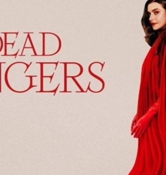 Dead Ringers | &#x393;&#x3B9;&#x3B1;&#x3C4;&#x3AF; &#x3CC;&#x3BB;&#x3B5;&#x3C2; &#x3BF;&#x3B9; &#x3B3;&#x3C5;&#x3BD;&#x3B1;&#x3AF;&#x3BA;&#x3B5;&#x3C2; &#x3C0;&#x3C1;&#x3AD;&#x3C0;&#x3B5;&#x3B9; &#x3BD;&#x3B1; &#x3B4;&#x3BF;&#x3C5;&#x3BD; &#x3C4;&#x3B7; &#x3C3;&#x3B5;&#x3B9;&#x3C1;&#x3AC; &#x3C3;&#x3C4;&#x3B7;&#x3BD; &#x3BF;&#x3C0;&#x3BF;&#x3AF;&#x3B1; &#x3C0;&#x3C1;&#x3C9;&#x3C4;&#x3B1;&#x3B3;&#x3C9;&#x3BD;&#x3B9;&#x3C3;&#x3C4;&#x3B5;&#x3AF; &#x3B7; Rachel Weisz.