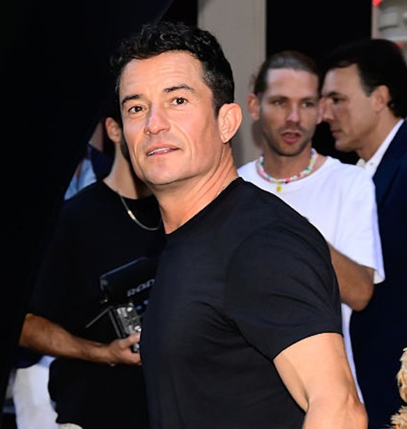 O Orlando Bloom &#x3B4;&#x3B7;&#x3BC;&#x3BF;&#x3C3;&#x3AF;&#x3B5;&#x3C5;&#x3C3;&#x3B5; &#x3C3;&#x3C0;&#x3AC;&#x3BD;&#x3B9;&#x3B1; &#x3C6;&#x3C9;&#x3C4;&#x3BF;&#x3B3;&#x3C1;&#x3B1;&#x3C6;&#x3AF;&#x3B1; &#x3C4;&#x3B7;&#x3C2; 5&#x3C7;&#x3C1;&#x3BF;&#x3BD;&#x3B7;&#x3C2; &#x3BA;&#x3CC;&#x3C1;&#x3B7;&#x3C2; &#x3C4;&#x3BF;&#x3C5; Daisy