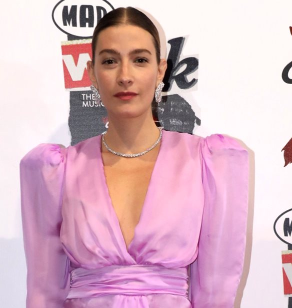 &#x399;&#x3C3;&#x3BC;&#x3AE;&#x3BD;&#x3B7; &#x3A0;&#x3B1;&#x3C0;&#x3B1;&#x3B2;&#x3BB;&#x3B1;&#x3C3;&#x3BF;&#x3C0;&#x3BF;&#x3CD;&#x3BB;&#x3BF;&#x3C5; | &#x394;&#x3B7;&#x3BC;&#x3B9;&#x3BF;&#x3CD;&#x3C1;&#x3B3;&#x3B7;&#x3C3;&#x3B5; &#x3C4;&#x3BF; &#x3C4;&#x3AD;&#x3BB;&#x3B5;&#x3B9;&#x3BF; party look &#x3B3;&#x3B9;&#x3B1; &#x3B3;&#x3C5;&#x3BD;&#x3B1;&#x3AF;&#x3BA;&#x3B5;&#x3C2; &#x3C0;&#x3BF;&#x3C5; &#x3B4;&#x3B5;&#x3BD; &#x3B8;&#x3AD;&#x3BB;&#x3BF;&#x3C5;&#x3BD; &#x3BD;&#x3B1; &#x3C6;&#x3BF;&#x3C1;&#x3AD;&#x3C3;&#x3BF;&#x3C5;&#x3BD; &#x3C6;&#x3CC;&#x3C1;&#x3B5;&#x3BC;&#x3B1; &#x3C4;&#x3B1; &#x3A7;&#x3C1;&#x3B9;&#x3C3;&#x3C4;&#x3BF;&#x3CD;&#x3B3;&#x3B5;&#x3BD;&#x3BD;&#x3B1;