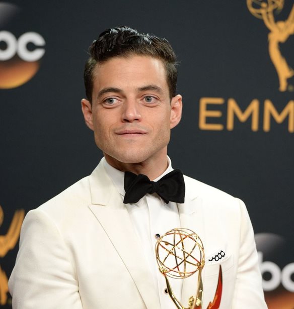 &#x39F; Rami Malek &#x3C5;&#x3C0;&#x3BF;&#x3B4;&#x3CD;&#x3B5;&#x3C4;&#x3B1;&#x3B9; &#x3C4;&#x3BF;&#x3BD; Freddie Mercury &#x3BA;&#x3B1;&#x3B9; &#x3B7; &#x3BF;&#x3BC;&#x3BF;&#x3B9;&#x3CC;&#x3C4;&#x3B7;&#x3C4;&#x3B1; &#x3B5;&#x3AF;&#x3BD;&#x3B1;&#x3B9; &#x3B5;&#x3BA;&#x3C0;&#x3BB;&#x3B7;&#x3BA;&#x3C4;&#x3B9;&#x3BA;&#x3AE;!
