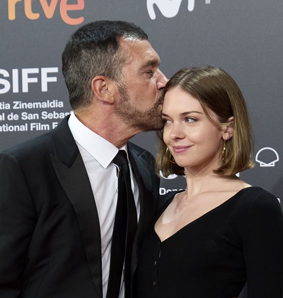 &#x395;&#x3C5;&#x3C7;&#x3AC;&#x3C1;&#x3B9;&#x3C3;&#x3C4;&#x3B1; &#x3BD;&#x3AD;&#x3B1; &#x3B3;&#x3B9;&#x3B1; &#x3C4;&#x3BF;&#x3BD; Antonio Banderas