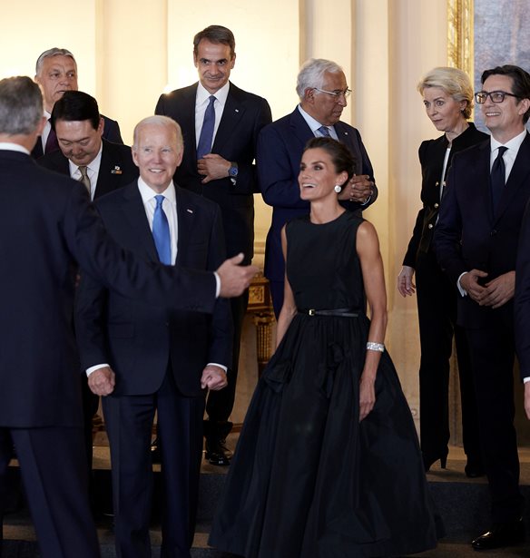 &#x397; &#x3B2;&#x3B1;&#x3C3;&#x3AF;&#x3BB;&#x3B9;&#x3C3;&#x3C3;&#x3B1; Letizia &#x3C6;&#x3CC;&#x3C1;&#x3B5;&#x3C3;&#x3B5; &#x3BA;&#x3BF;&#x3BC;&#x3C8;&#x3AC; &#x3C4;&#x3BF; &#x3C0;&#x3B9;&#x3BF; &#x3B4;&#x3B9;&#x3B1;&#x3C7;&#x3C1;&#x3BF;&#x3BD;&#x3B9;&#x3BA;&#x3CC; &#x3C6;&#x3CC;&#x3C1;&#x3B5;&#x3BC;&#x3B1; &#x3C4;&#x3B7;&#x3C2; &#x3B3;&#x3C5;&#x3BD;&#x3B1;&#x3B9;&#x3BA;&#x3B5;&#x3AF;&#x3B1;&#x3C2; &#x3B3;&#x3BA;&#x3B1;&#x3C1;&#x3BD;&#x3C4;&#x3B1;&#x3C1;&#x3CC;&#x3BC;&#x3C0;&#x3B1;&#x3C2;