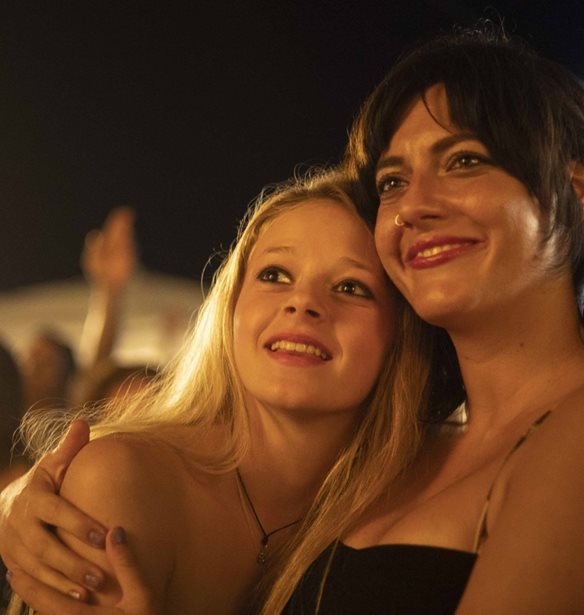 This Is Not Hollywood | &#x39C;&#x3AF;&#x3B1; &#x3B1;&#x3C0;&#x3CC; &#x3C4;&#x3B9;&#x3C2; &#x3C0;&#x3B9;&#x3BF; &#x3C0;&#x3B5;&#x3C1;&#x3B9;&#x3B2;&#x3CC;&#x3B7;&#x3C4;&#x3B5;&#x3C2; &#x3B5;&#x3B3;&#x3BA;&#x3BB;&#x3B7;&#x3BC;&#x3B1;&#x3C4;&#x3B9;&#x3BA;&#x3AD;&#x3C2; &#x3C5;&#x3C0;&#x3BF;&#x3B8;&#x3AD;&#x3C3;&#x3B5;&#x3B9;&#x3C2; &#x3C3;&#x3C4;&#x3B7;&#x3BD; &#x399;&#x3C4;&#x3B1;&#x3BB;&#x3AF;&#x3B1; &#x3AD;&#x3B3;&#x3B9;&#x3BD;&#x3B5; &#x3C3;&#x3B5;&#x3B9;&#x3C1;&#x3AC;