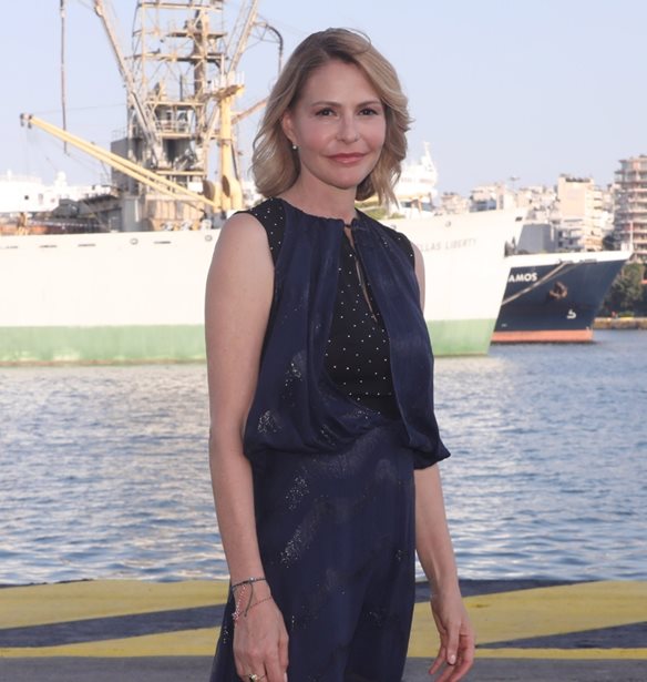 &#x397; &#x3A4;&#x3B6;&#x3AD;&#x3BD;&#x3B7; &#x39C;&#x3C0;&#x3B1;&#x3BB;&#x3B1;&#x3C4;&#x3C3;&#x3B9;&#x3BD;&#x3BF;&#x3CD; &#x3BC;&#x3B5; &#x3C4;&#x3BF; &#x3C6;&#x3CC;&#x3C1;&#x3B5;&#x3BC;&#x3B1; &#x3C3;&#x3C4;&#x3BF; &#x3C0;&#x3B9;&#x3BF; &#x3B4;&#x3B7;&#x3BC;&#x3BF;&#x3C6;&#x3B9;&#x3BB;&#x3AD;&#x3C2; &#x3C7;&#x3C1;&#x3CE;&#x3BC;&#x3B1; &#x3C4;&#x3B7;&#x3C2; &#x3AC;&#x3BD;&#x3BF;&#x3B9;&#x3BE;&#x3B7;&#x3C2;