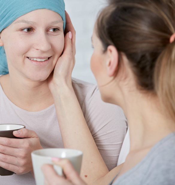 Παγκόσμια Ημέρα Κατά του Καρκίνου: Πώς πρέπει να στηρίξεις έναν ασθενή;