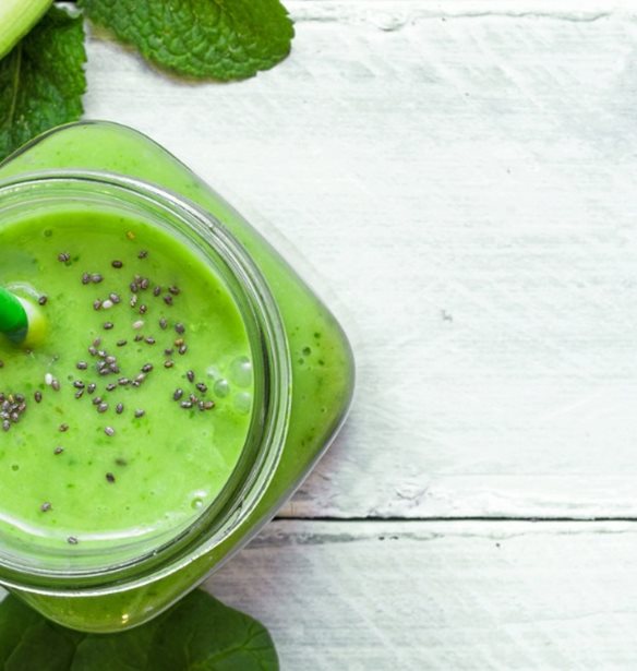 Elle Macpheron | Η συνταγή του αγαπημένου της πράσινου smoothie