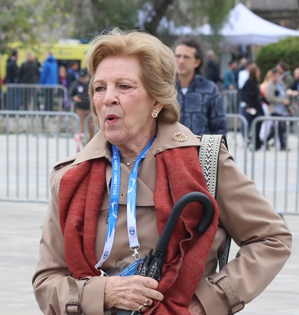 &#x3A0;&#x3CE;&#x3C2; &#x3B7; &#x3C0;&#x3B1;&#x3C1;&#x3BF;&#x3C5;&#x3C3;&#x3AF;&#x3B1; &#x3C4;&#x3B7;&#x3C2; &#x386;&#x3BD;&#x3BD;&#x3B1;&#x3C2; &#x39C;&#x3B1;&#x3C1;&#x3AF;&#x3B1;&#x3C2; &#x3C3;&#x3C4;&#x3BF; &#x39A;&#x3B1;&#x3BB;&#x3BB;&#x3B9;&#x3BC;&#x3AC;&#x3C1;&#x3BC;&#x3B1;&#x3C1;&#x3BF; &#x3C3;&#x3C5;&#x3BD;&#x3B4;&#x3AD;&#x3B5;&#x3C4;&#x3B1;&#x3B9; &#x3BC;&#x3B5; &#x3C4;&#x3BF;&#x3BD; &#x3C4;&#x3AD;&#x3C9;&#x3C2; &#x3B2;&#x3B1;&#x3C3;&#x3B9;&#x3BB;&#x3B9;&#x3AC; &#x39A;&#x3C9;&#x3BD;&#x3C3;&#x3C4;&#x3B1;&#x3BD;&#x3C4;&#x3AF;&#x3BD;&#x3BF;