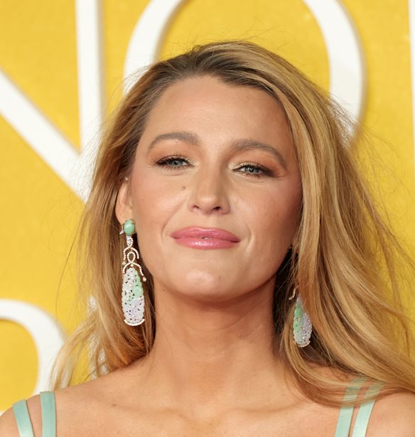 4 συμβουλές μακιγιάζ για κουκουλωτά μάτια που θα αλλάξουν τον τρόπο που βάφεσαι