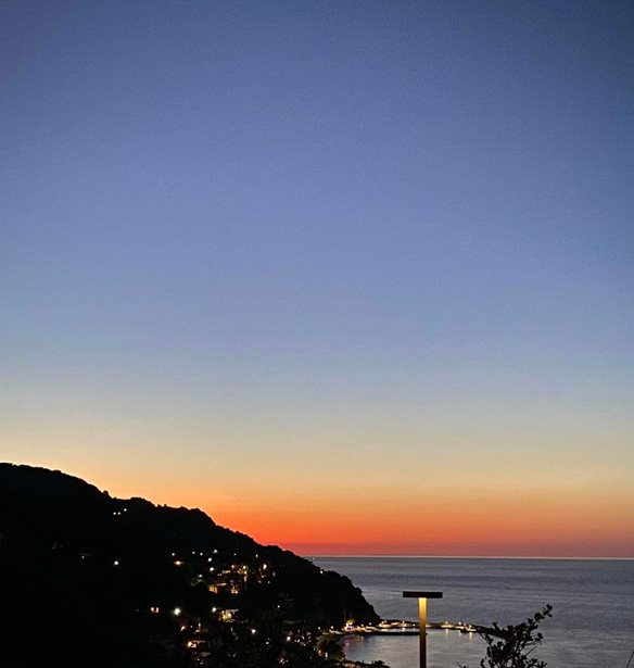 El Resto Bar | &#x388;&#x3BD;&#x3B1;&#x3C2; &#x3BC;&#x3BF;&#x3BD;&#x3B1;&#x3B4;&#x3B9;&#x3BA;&#x3CC;&#x3C2; &#x3B3;&#x3B1;&#x3C3;&#x3C4;&#x3C1;&#x3BF;&#x3BD;&#x3BF;&#x3BC;&#x3B9;&#x3BA;&#x3CC;&#x3C2; &#x3C0;&#x3C1;&#x3BF;&#x3BF;&#x3C1;&#x3B9;&#x3C3;&#x3BC;&#x3CC;&#x3C2; &#x3C3;&#x3C4;&#x3BF; &#x3A0;&#x3AE;&#x3BB;&#x3B9;&#x3BF;