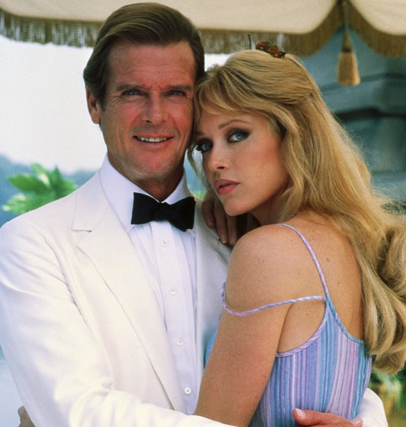 &#x3A4;&#x3B1; &#x3C0;&#x3B9;&#x3BF; &#x3B5;&#x3C0;&#x3B9;&#x3BA;&#x3AF;&#x3BD;&#x3B4;&#x3C5;&#x3BD;&#x3B1; Bond Girls &#x3C0;&#x3BF;&#x3C5; &#x3B2;&#x3C1;&#x3AD;&#x3B8;&#x3B7;&#x3BA;&#x3B1;&#x3BD; &#x3C3;&#x3C4;&#x3BF; &#x3C0;&#x3BB;&#x3AC;&#x3B9; &#x3C4;&#x3BF;&#x3C5; &#x3C0;&#x3C1;&#x3AC;&#x3BA;&#x3C4;&#x3BF;&#x3C1;&#x3B1; 007