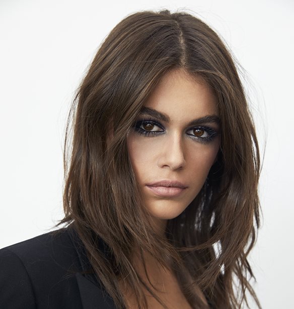 Kaia Gerber | &#x39C;&#x3BF;&#x3BD;&#x3C4;&#x3AD;&#x3BB;&#x3BF; &#x3C4;&#x3B7;&#x3C2; &#x3A7;&#x3C1;&#x3BF;&#x3BD;&#x3B9;&#x3AC;&#x3C2; &#x3C3;&#x3C4;&#x3B1; British Fashion Awards 2018