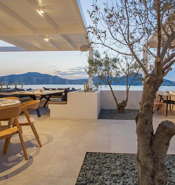 All day &#x3B5;&#x3C3;&#x3C4;&#x3B9;&#x3B1;&#x3C4;&#x3CC;&#x3C1;&#x3B9;&#x3BF; Orbis Seaside &#x3C3;&#x3C4;&#x3B7; &#x39D;&#x3AC;&#x3BF;&#x3C5;&#x3C3;&#x3B1;