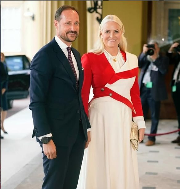 Πρίγκιπας Haakon της Νορβηγίας | Σπάει τη σιωπή του δείχνοντας την ξεκάθαρη θέση του στη δίκη του θετού γιου του