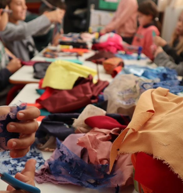 &#x397; &#x3C3;&#x3C7;&#x3B5;&#x3B4;&#x3B9;&#x3AC;&#x3C3;&#x3C4;&#x3C1;&#x3B9;&#x3B1; &#x3BC;&#x3CC;&#x3B4;&#x3B1;&#x3C2; &#x38C;&#x3BB;&#x3B3;&#x3B1; &#x39A;&#x3B1;&#x3C1;&#x3B1;&#x3B2;&#x3B5;&#x3C1;&#x3B2;&#x3AD;&#x3C1;&#x3B7; &#x3C0;&#x3C1;&#x3BF;&#x3C3;&#x3AD;&#x3C6;&#x3B5;&#x3C1;&#x3B5; &#x3C5;&#x3C6;&#x3AC;&#x3C3;&#x3BC;&#x3B1;&#x3C4;&#x3B1; &#x3C3;&#x3B5; &#x3B4;&#x3B7;&#x3BC;&#x3BF;&#x3C4;&#x3B9;&#x3BA;&#x3AC; &#x3C3;&#x3C7;&#x3BF;&#x3BB;&#x3B5;&#x3AF;&#x3B1; &#x3C3;&#x3C4;&#x3BF; &#x3C0;&#x3BB;&#x3B1;&#x3AF;&#x3C3;&#x3B9;&#x3BF; &#x3C4;&#x3B7;&#x3C2; &#x3B5;&#x3B2;&#x3B4;&#x3BF;&#x3BC;&#x3AC;&#x3B4;&#x3B1;&#x3C2; &#x3BA;&#x3C5;&#x3BA;&#x3BB;&#x3B9;&#x3BA;&#x3AE;&#x3C2; &#x3BF;&#x3B9;&#x3BA;&#x3BF;&#x3BD;&#x3BF;&#x3BC;&#x3AF;&#x3B1;&#x3C2;