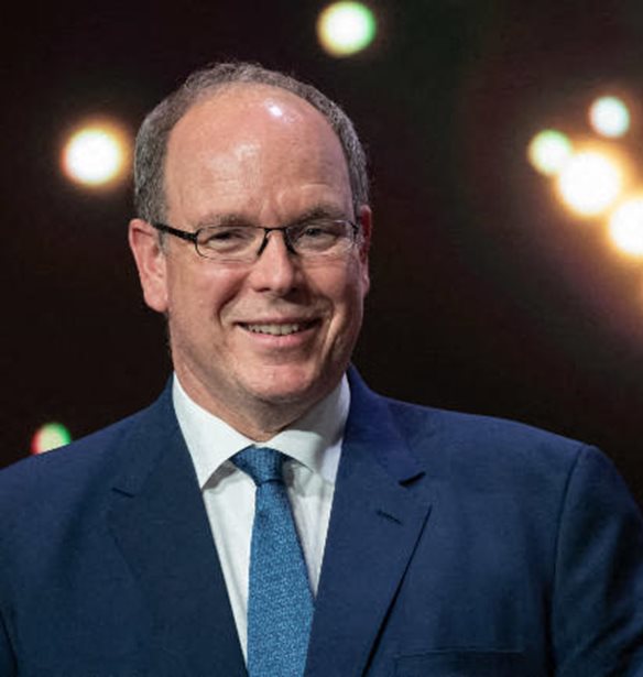 &#x3A3;&#x3C4;&#x3B7;&#x3BD; &#x395;&#x3BB;&#x3BB;&#x3AC;&#x3B4;&#x3B1; &#x3BF; &#x3A0;&#x3C1;&#x3AF;&#x3B3;&#x3BA;&#x3B9;&#x3C0;&#x3B1;&#x3C2; &#x391;&#x3BB;&#x3B2;&#x3AD;&#x3C1;&#x3C4;&#x3BF;&#x3C2; &#x3C4;&#x3BF;&#x3C5; &#x39C;&#x3BF;&#x3BD;&#x3B1;&#x3BA;&#x3CC;