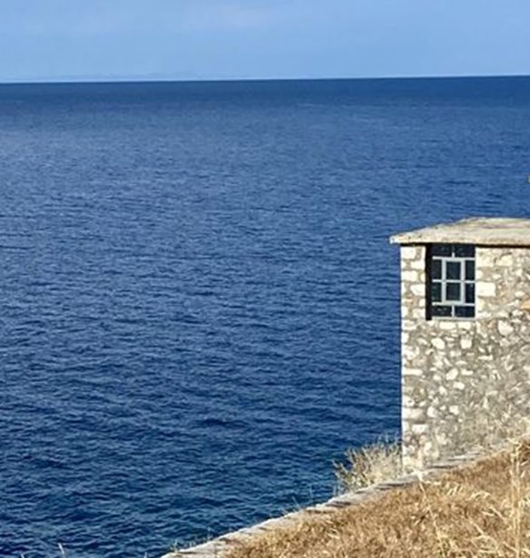 &#x38A;&#x3B4;&#x3C1;&#x3C5;&#x3BC;&#x3B1; &#x394;&#x395;&#x3A3;&#x3A4;&#x395;: &#x39F; &#x3B3;&#x3BB;&#x3CD;&#x3C0;&#x3C4;&#x3B7;&#x3C2; &#x39A;&#x3C9;&#x3C3;&#x3C4;&#x3AE;&#x3C2; &#x392;&#x3B5;&#x3BB;&#x3CE;&#x3BD;&#x3B7;&#x3C2; &#x3C0;&#x3B1;&#x3C1;&#x3BF;&#x3C5;&#x3C3;&#x3B9;&#x3AC;&#x3B6;&#x3B5;&#x3B9; &#x3AD;&#x3BD;&#x3B1; &#x3BD;&#x3AD;&#x3BF; &#x3C0;&#x3C1;&#x3CC;&#x3C4;&#x3B6;&#x3B5;&#x3BA;&#x3C4; &#x3C3;&#x3C4;&#x3B7;&#x3BD; &#x38E;&#x3B4;&#x3C1;&#x3B1;