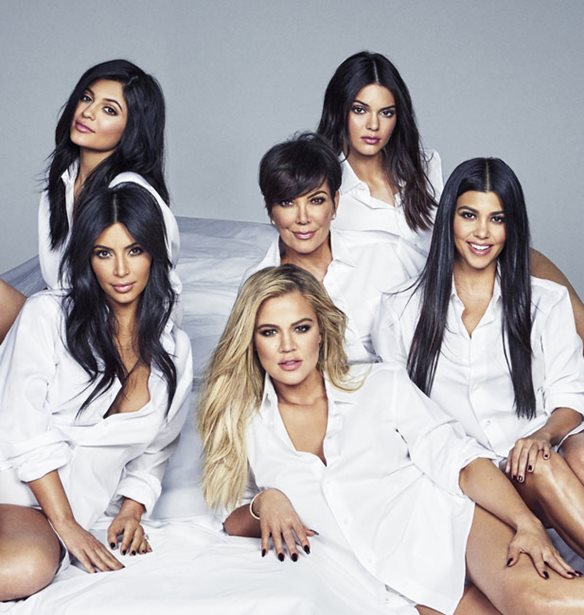 The Kardashians: &#x3A0;&#x3CC;&#x3C3;&#x3BF; &#x3C0;&#x3BB;&#x3B7;&#x3C1;&#x3CE;&#x3BD;&#x3BF;&#x3BD;&#x3C4;&#x3B1;&#x3B9; &#x3B3;&#x3B9;&#x3B1; &#x3C4;&#x3B9;&#x3C2; &#x3B1;&#x3BD;&#x3B1;&#x3C1;&#x3C4;&#x3AE;&#x3C3;&#x3B5;&#x3B9;&#x3C2; &#x3C4;&#x3BF;&#x3C5;&#x3C2; &#x3C3;&#x3C4;&#x3B1; social media;