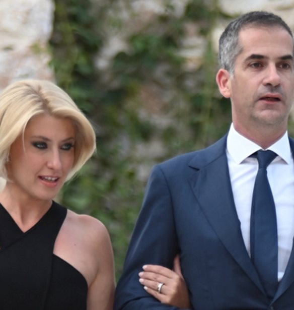 &#x3A3;&#x3AF;&#x3B1; &#x39A;&#x3BF;&#x3C3;&#x3B9;&#x3CE;&#x3BD;&#x3B7; | &#x397; &#x3B5;&#x3BC;&#x3C6;&#x3AC;&#x3BD;&#x3B9;&#x3C3;&#x3B7; &#x3BC;&#x3B5; little black dress &#x3C3;&#x3C4;&#x3BF; &#x3A0;&#x3C1;&#x3BF;&#x3B5;&#x3B4;&#x3C1;&#x3B9;&#x3BA;&#x3CC; &#x39C;&#x3AD;&#x3B3;&#x3B1;&#x3C1;&#x3BF;