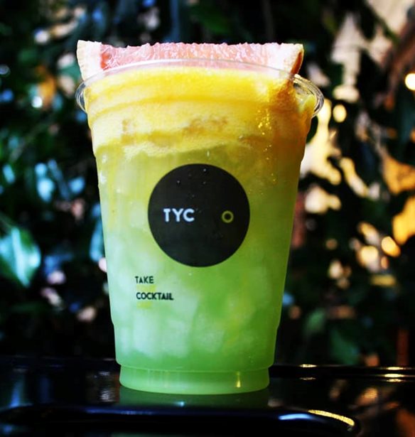 5 &#x3C3;&#x3C4;&#x3AC;&#x3C3;&#x3B5;&#x3B9;&#x3C2; &#x3B3;&#x3B9;&#x3B1; cocktail &#x3C3;&#x3C4;&#x3BF; &#x3C7;&#x3AD;&#x3C1;&#x3B9; &#x3C0;&#x3BF;&#x3C5; &#x3C0;&#x3C1;&#x3AD;&#x3C0;&#x3B5;&#x3B9; &#x3BD;&#x3B1; &#x3BA;&#x3AC;&#x3BD;&#x3B5;&#x3B9;&#x3C2;