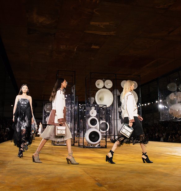 Άνοιξη Καλοκαίρι 2020 | Η συλλογή του Burberry ήταν η πιο σύγχρονη εκδοχή του βρετανικού στιλ