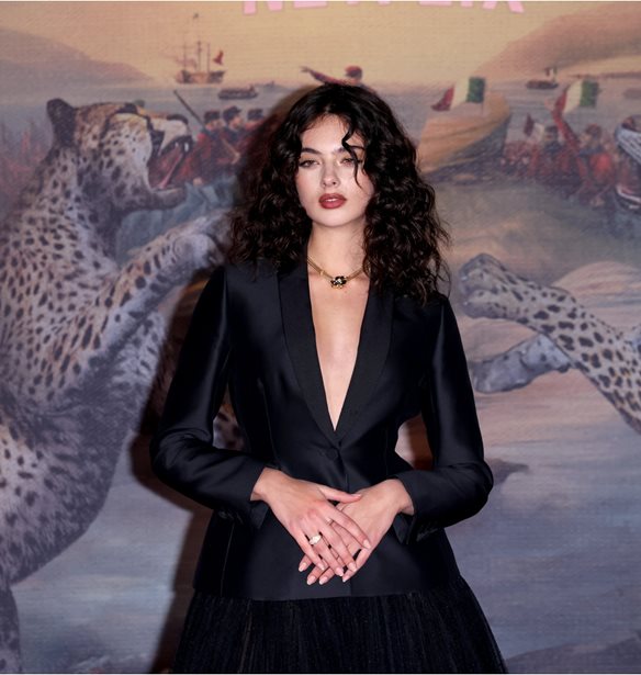 &#x397; Deva Cassel &#x3BC;&#x3B5; Dior &#x3C3;&#x3B1;&#x3BA;&#x3AC;&#x3BA;&#x3B9; &#x3BA;&#x3B1;&#x3B9; &#x3C4;&#x3BF;&#x3CD;&#x3BB;&#x3B9;&#x3BD;&#x3B7; &#x3C6;&#x3BF;&#x3CD;&#x3C3;&#x3C4;&#x3B1; &#x3C3;&#x3C4;&#x3B7;&#x3BD; &#x3C0;&#x3C1;&#x3B5;&#x3BC;&#x3B9;&#x3AD;&#x3C1;&#x3B1; &#x3C4;&#x3BF;&#x3C5; &quot;Il Gattopardo&quot;