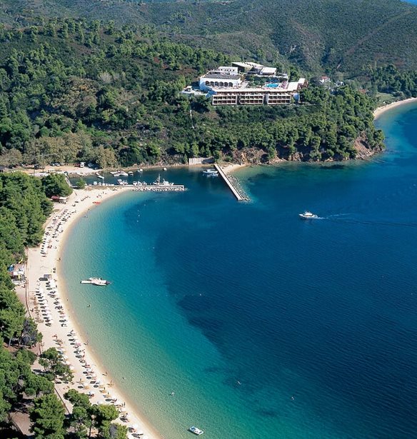 &#x3A3;&#x3C4;&#x3BF; Skiathos Palace &#x3B8;&#x3B1; &#x3B6;&#x3AE;&#x3C3;&#x3B5;&#x3B9;&#x3C2; &#x3BC;&#x3AF;&#x3B1; &#x3BD;&#x3AD;&#x3B1; &#x3B5;&#x3BC;&#x3C0;&#x3B5;&#x3B9;&#x3C1;&#x3AF;&#x3B1; &#x3C0;&#x3BF;&#x3BB;&#x3C5;&#x3C4;&#x3AD;&#x3BB;&#x3B5;&#x3B9;&#x3B1;&#x3C2; &#x3BA;&#x3B1;&#x3B9; &#x3C5;&#x3C8;&#x3B7;&#x3BB;&#x3AE;&#x3C2; &#x3B1;&#x3B9;&#x3C3;&#x3B8;&#x3B7;&#x3C4;&#x3B9;&#x3BA;&#x3AE;&#x3C2;