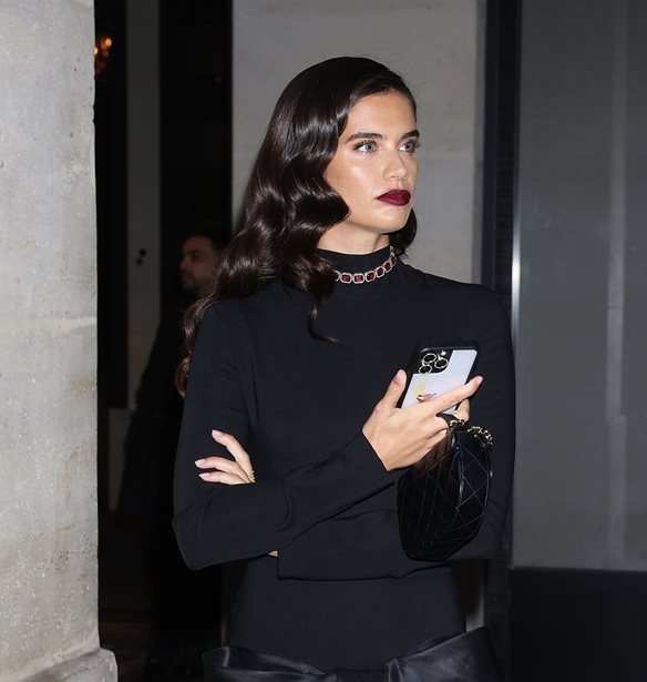 &#x391;&#x3C5;&#x3C4;&#x3CC; &#x3C4;&#x3BF; hair gloss &#x3C7;&#x3C1;&#x3B7;&#x3C3;&#x3B9;&#x3BC;&#x3BF;&#x3C0;&#x3BF;&#x3B9;&#x3BF;&#x3CD;&#x3BD; &#x3BF;&#x3B9; celebrities &#x3C3;&#x3C4;&#x3BF; &#x3C3;&#x3C0;&#x3AF;&#x3C4;&#x3B9; &#x3B3;&#x3B9;&#x3B1; &#x3C4;&#x3B1; &#x3C0;&#x3B9;&#x3BF; &#x3BB;&#x3B1;&#x3BC;&#x3C0;&#x3B5;&#x3C1;&#x3AC; &#x3BC;&#x3B1;&#x3BB;&#x3BB;&#x3B9;&#x3AC;, &#x3C3;&#x3B1;&#x3BD; &#x3BA;&#x3BF;&#x3BC;&#x3BC;&#x3C9;&#x3C4;&#x3B7;&#x3C1;&#x3AF;&#x3BF;&#x3C5;