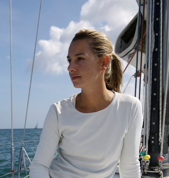 H &#x3A3;&#x3BF;&#x3C6;&#x3AF;&#x3B1; &#x39C;&#x3C0;&#x3B5;&#x3BA;&#x3B1;&#x3C4;&#x3CE;&#x3C1;&#x3BF;&#x3C5; &#x3AD;&#x3BA;&#x3B1;&#x3BD;&#x3B5; &#x3C4;&#x3B7;&#x3BD; &#x3B1;&#x3C1;&#x3C7;&#x3AE;: &#x3B1;&#x3B8;&#x3BB;&#x3AE;&#x3C4;&#x3C1;&#x3B9;&#x3B5;&#x3C2; &#x3BA;&#x3B1;&#x3C4;&#x3B1;&#x3B3;&#x3B3;&#x3AD;&#x3BB;&#x3BB;&#x3BF;&#x3C5;&#x3BD; &#x3C0;&#x3B5;&#x3C1;&#x3B9;&#x3C3;&#x3C4;&#x3B1;&#x3C4;&#x3B9;&#x3BA;&#x3AC; &#x3C3;&#x3B5;&#x3BE;&#x3BF;&#x3C5;&#x3B1;&#x3BB;&#x3B9;&#x3BA;&#x3AE;&#x3C2; &#x3C0;&#x3B1;&#x3C1;&#x3B5;&#x3BD;&#x3CC;&#x3C7;&#x3BB;&#x3B7;&#x3C3;&#x3B7;&#x3C2;