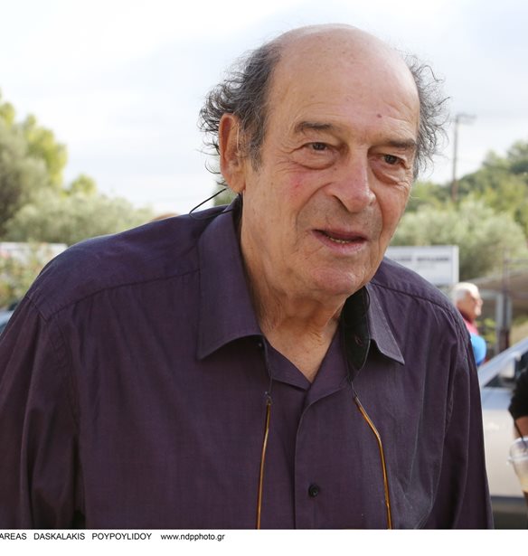 &#x388;&#x3C6;&#x3C5;&#x3B3;&#x3B5; &#x3B1;&#x3C0;&#x3CC; &#x3C4;&#x3B7; &#x3B6;&#x3C9;&#x3AE; &#x3BF; &#x3C3;&#x3BA;&#x3B7;&#x3BD;&#x3BF;&#x3B8;&#x3AD;&#x3C4;&#x3B7;&#x3C2; &#x39C;&#x3B1;&#x3BD;&#x3BF;&#x3CD;&#x3C3;&#x3BF;&#x3C2; &#x39C;&#x3B1;&#x3BD;&#x3BF;&#x3C5;&#x3C3;&#x3AC;&#x3BA;&#x3B7;&#x3C2; &#x3C3;&#x3B5; &#x3B7;&#x3BB;&#x3B9;&#x3BA;&#x3AF;&#x3B1; 74 &#x3B5;&#x3C4;&#x3CE;&#x3BD;