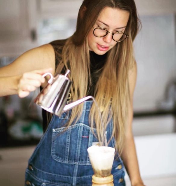 Ποιος είναι ο πιο υγιεινός τρόπος για να πίνεις τον καφέ σου