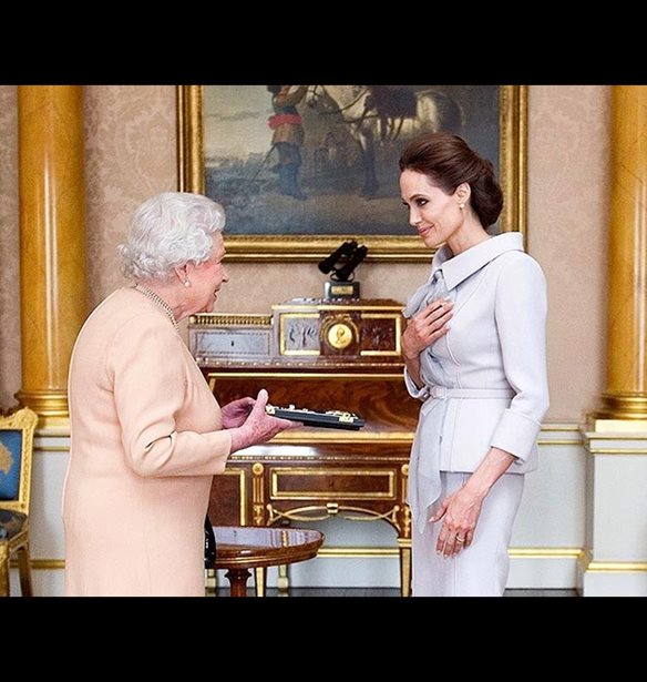 13 celebrities &#x3C0;&#x3BF;&#x3C5; &#x3C4;&#x3B9;&#x3BC;&#x3AE;&#x3B8;&#x3B7;&#x3BA;&#x3B1;&#x3BD; &#x3BC;&#x3B5; &#x3C4;&#x3AF;&#x3C4;&#x3BB;&#x3BF; &#x3B1;&#x3C0;&#x3CC; &#x3C4;&#x3BF; &#x3A0;&#x3B1;&#x3BB;&#x3AC;&#x3C4;&#x3B9;