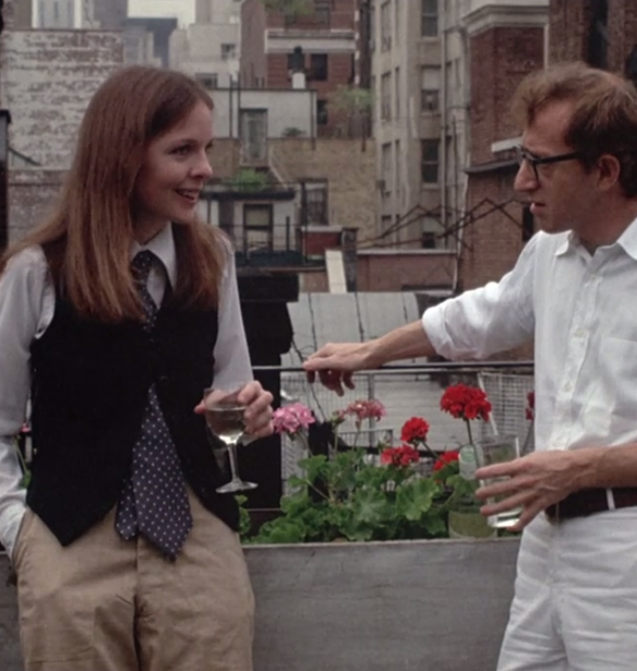 &#x39F; Woody Allen &#x3B1;&#x3C0;&#x3B1;&#x3BD;&#x3C4;&#x3AC; live &#x3C3;&#x3C4;&#x3B9;&#x3C2; &#x3B5;&#x3C1;&#x3C9;&#x3C4;&#x3AE;&#x3C3;&#x3B5;&#x3B9;&#x3C2; &#x3C3;&#x3BF;&#x3C5; &#x3B3;&#x3B9;&#x3B1; &#x3C4;&#x3B7;&#x3BD; &#x3C4;&#x3B1;&#x3B9;&#x3BD;&#x3AF;&#x3B1; Annie Hall