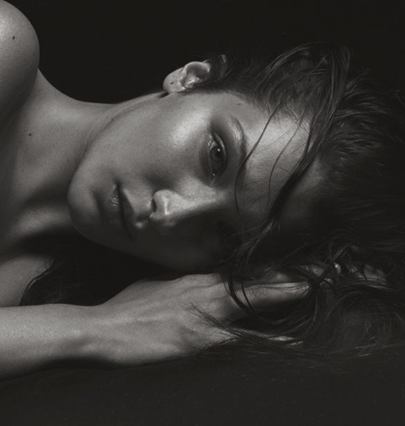 Bella Hadid: &#x39C;&#x3B9;&#x3BB;&#x3AC;&#x3B5;&#x3B9; &#x3B3;&#x3B9;&#x3B1; &#x3C4;&#x3B7;&#x3BD; &#x3C0;&#x3B9;&#x3BF; &#x3B4;&#x3CD;&#x3C3;&#x3BA;&#x3BF;&#x3BB;&#x3B7; &#x3C3;&#x3C4;&#x3B9;&#x3B3;&#x3BC;&#x3AE; &#x3C4;&#x3B7;&#x3C2; &#x3B6;&#x3C9;&#x3AE;&#x3C2; &#x3C4;&#x3B7;&#x3C2;