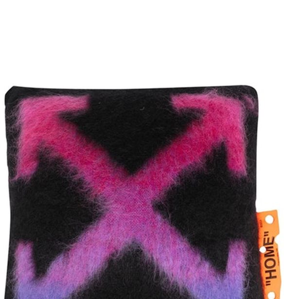 &#x397; Off-White &#x3AD;&#x3B2;&#x3B3;&#x3B1;&#x3BB;&#x3B5; &#x3BD;&#x3AD;&#x3B1; &#x3C3;&#x3B5;&#x3B9;&#x3C1;&#x3AC; &#x3BC;&#x3B5; &#x3B5;&#x3AF;&#x3B4;&#x3B7; &#x3B3;&#x3B9;&#x3B1; &#x3C4;&#x3BF; &#x3C3;&#x3C0;&#x3AF;&#x3C4;&#x3B9;