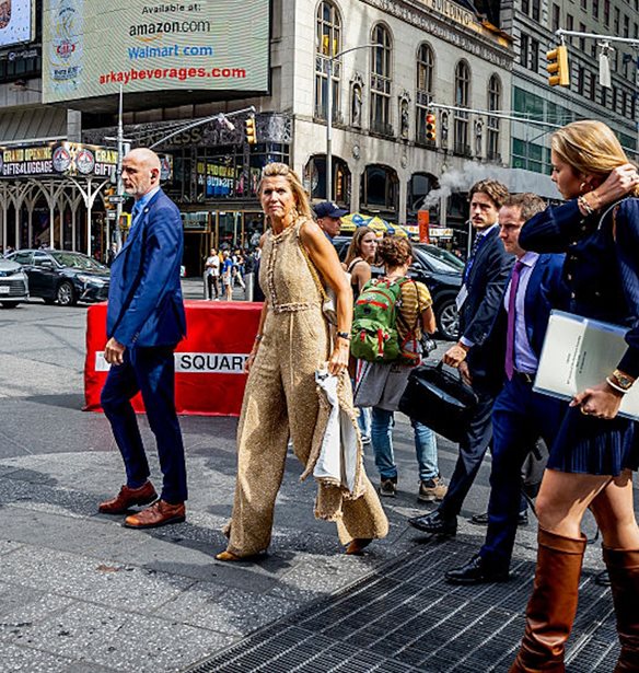 &#x3A0;&#x3C1;&#x3B9;&#x3B3;&#x3BA;&#x3AF;&#x3C0;&#x3B9;&#x3C3;&#x3C3;&#x3B1; Amalia | &#x395;&#x3BC;&#x3C6;&#x3AC;&#x3BD;&#x3B9;&#x3C3;&#x3B7; &#x3AD;&#x3BA;&#x3C0;&#x3BB;&#x3B7;&#x3BE;&#x3B7; &#x3C3;&#x3C4;&#x3B7;&#x3BD; Times Square &#x3BC;&#x3B5; &#x3C4;&#x3B9;&#x3C2; must &#x3BC;&#x3C0;&#x3CC;&#x3C4;&#x3B5;&#x3C2; &#x3C4;&#x3B7;&#x3C2; &#x3C3;&#x3B5;&#x3B6;&#x3CC;&#x3BD;