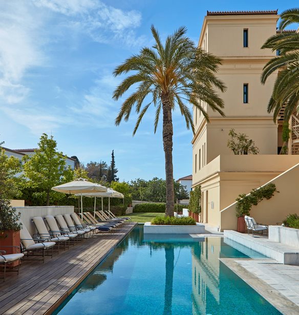 Poseidonion Grand Hotel | &#x3A6;&#x3B9;&#x3BB;&#x3BF;&#x3BE;&#x3B5;&#x3BD;&#x3AF;&#x3B1; &#x3BA;&#x3B1;&#x3B9; &#x3B3;&#x3B1;&#x3C3;&#x3C4;&#x3C1;&#x3BF;&#x3BD;&#x3BF;&#x3BC;&#x3AF;&#x3B1; &#x3C5;&#x3C8;&#x3B7;&#x3BB;&#x3BF;&#x3CD; &#x3B5;&#x3C0;&#x3B9;&#x3C0;&#x3AD;&#x3B4;&#x3BF;&#x3C5; &#x3BC;&#x3B5; &#x3C6;&#x3CC;&#x3BD;&#x3C4;&#x3BF; &#x3C4;&#x3B9;&#x3C2; &#x3A3;&#x3C0;&#x3AD;&#x3C4;&#x3C3;&#x3B5;&#x3C2;