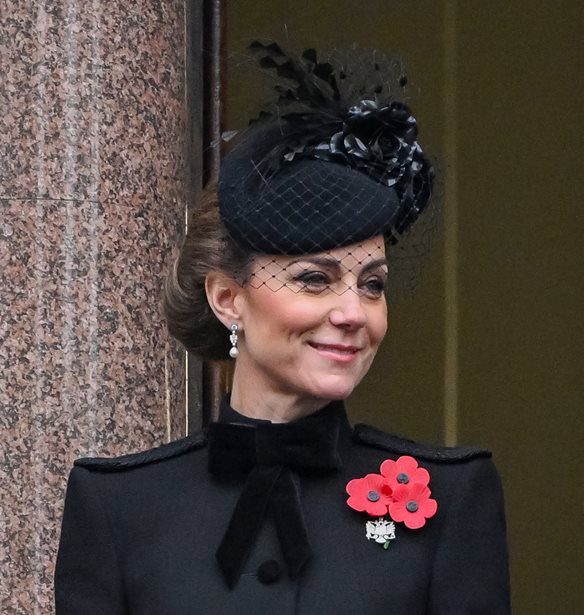 Kate Middleton | &#x397; &#x3BD;&#x3AD;&#x3B1; &#x3B5;&#x3BC;&#x3C6;&#x3AC;&#x3BD;&#x3B9;&#x3C3;&#x3B7; &#x3C3;&#x3C4;&#x3B7;&#x3BD; &#x397;&#x3BC;&#x3AD;&#x3C1;&#x3B1; &#x39C;&#x3BD;&#x3AE;&#x3BC;&#x3B7;&#x3C2; &#x3BA;&#x3B1;&#x3B9; &#x3B7; &#x3BA;&#x3AF;&#x3BD;&#x3B7;&#x3C3;&#x3B7; &#x3C4;&#x3B7;&#x3C2; &#x3BA;&#x3B1;&#x3BB;&#x3CD;&#x3C4;&#x3B5;&#x3C1;&#x3B7;&#x3C2; royal &#x3C6;&#x3AF;&#x3BB;&#x3B7;&#x3C2; &#x3C4;&#x3B7;&#x3C2;