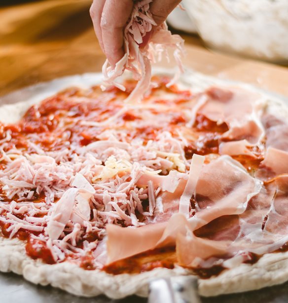 &#x3A6;&#x3C4;&#x3B9;&#x3AC;&#x3BE;&#x3B5; &#x3C4;&#x3B7;&#x3BD; &#x3C4;&#x3AD;&#x3BB;&#x3B5;&#x3B9;&#x3B1;, thin crust pizza &#x3C3;&#x3C4;&#x3BF; &#x3C3;&#x3C0;&#x3AF;&#x3C4;&#x3B9; &#x3C3;&#x3BF;&#x3C5;