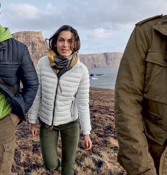 Η Clodist.gr φροντίζει να λάβεις άμεσα τις χριστουγεννιάτικες αγορές σου