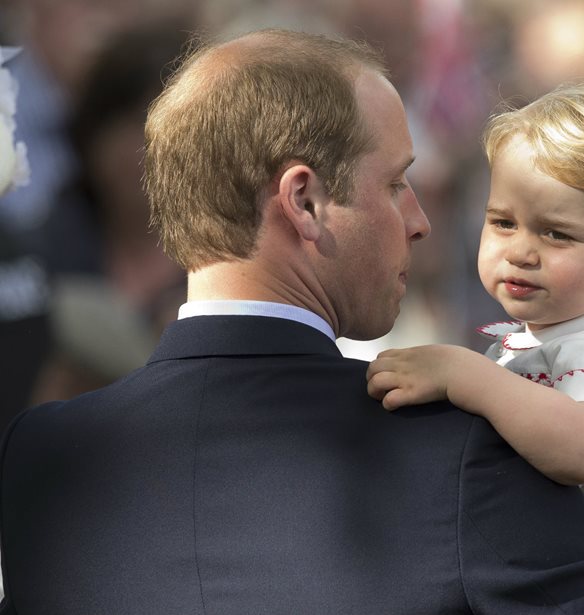 &#x393;&#x3B9;&#x3B1;&#x3C4;&#x3AF; &#x3B4;&#x3B5;&#x3BD; &#x3B5;&#x3C0;&#x3B9;&#x3C4;&#x3C1;&#x3AD;&#x3C0;&#x3B5;&#x3C4;&#x3B1;&#x3B9; &#x3C3;&#x3C4;&#x3BF;&#x3BD; &#x3C0;&#x3C1;&#x3AF;&#x3B3;&#x3BA;&#x3B9;&#x3C0;&#x3B1; George &#x3BD;&#x3B1; &#x3AD;&#x3C7;&#x3B5;&#x3B9; &#x3BA;&#x3AC;&#x3C0;&#x3BF;&#x3B9;&#x3BF;&#x3BD; &#x3C3;&#x3C4;&#x3B5;&#x3BD;&#x3CC; &#x3C6;&#x3AF;&#x3BB;&#x3BF; &#x3C3;&#x3C4;&#x3BF; &#x3C3;&#x3C7;&#x3BF;&#x3BB;&#x3B5;&#x3AF;&#x3BF;;