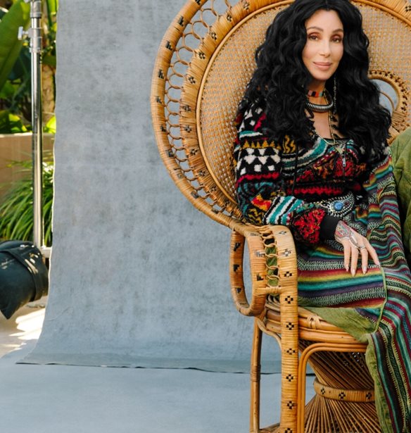 &#x397; Cher &#x3BC;&#x3B5; Classic Mini &#x3BC;&#x3C0;&#x3CC;&#x3C4;&#x3B5;&#x3C2; &#x3C3;&#x3C4;&#x3B7; &#x3BD;&#x3AD;&#x3B1; &#x3BA;&#x3B1;&#x3BC;&#x3C0;&#x3AC;&#x3BD;&#x3B9;&#x3B1; &#x3C4;&#x3B7;&#x3C2; UGG