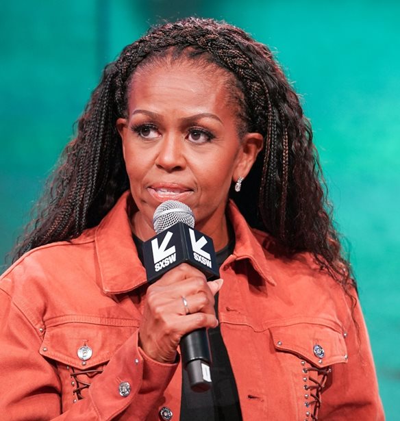 Michelle Obama | &#x391;&#x3C0;&#x3BF;&#x3BA;&#x3AC;&#x3BB;&#x3C5;&#x3C8;&#x3B5; &#x3C4;&#x3BF;&#x3BD; &#x3C0;&#x3C1;&#x3B1;&#x3B3;&#x3BC;&#x3B1;&#x3C4;&#x3B9;&#x3BA;&#x3CC; &#x3BB;&#x3CC;&#x3B3;&#x3BF; &#x3C4;&#x3B7;&#x3C2; &#x3B1;&#x3C0;&#x3BF;&#x3C5;&#x3C3;&#x3AF;&#x3B1;&#x3C2; &#x3C4;&#x3B7;&#x3C2; &#x3B1;&#x3C0;&#x3CC; &#x3C4;&#x3B7;&#x3BD; &#x3BF;&#x3C1;&#x3BA;&#x3C9;&#x3BC;&#x3BF;&#x3C3;&#x3AF;&#x3B1; &#x3C4;&#x3BF;&#x3C5; Donald Trump