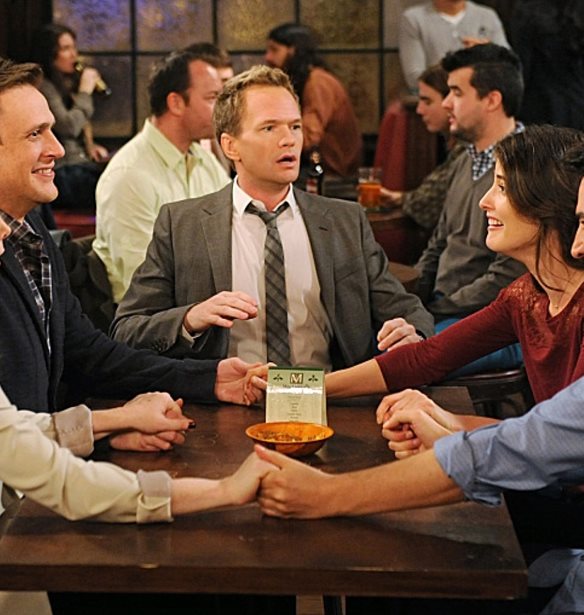 How I Met Your Mother | &#x3A7;&#x3C1;&#x3B5;&#x3B9;&#x3AC;&#x3C3;&#x3C4;&#x3B7;&#x3BA;&#x3B1;&#x3BD; 9 &#x3C3;&#x3B5;&#x3B6;&#x3CC;&#x3BD; &#x3B3;&#x3B9;&#x3B1; &#x3BD;&#x3B1; &#x3BB;&#x3C5;&#x3B8;&#x3B5;&#x3AF; &#x3C4;&#x3BF; &#x3BC;&#x3B5;&#x3B3;&#x3B1;&#x3BB;&#x3CD;&#x3C4;&#x3B5;&#x3C1;&#x3BF; &#x3BC;&#x3C5;&#x3C3;&#x3C4;&#x3AE;&#x3C1;&#x3B9;&#x3BF; &#x3C4;&#x3B7;&#x3C2; &#x3C3;&#x3B5;&#x3B9;&#x3C1;&#x3AC;&#x3C2;