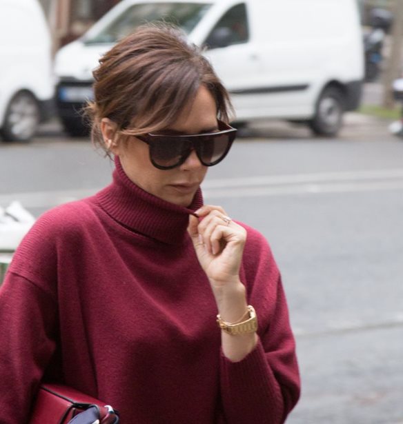 &#x3A4;&#x3BF; &#x3AD;&#x3BE;&#x3C5;&#x3C0;&#x3BD;&#x3BF; &#x3BA;&#x3CC;&#x3BB;&#x3C0;&#x3BF; &#x3C4;&#x3B7;&#x3C2; Victoria Beckham &#x3B3;&#x3B9;&#x3B1; &#x3AC;&#x3C8;&#x3BF;&#x3B3;&#x3BF; layering